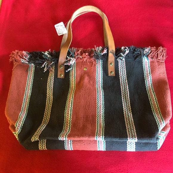 Free People Woven Tote NWT - Picture 2 of 5